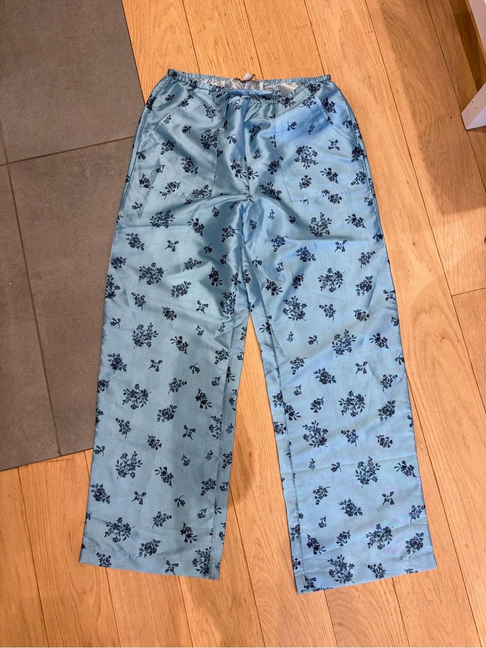 La Maregold The Darcy Pant Blue Floral Wide-Leg Pants